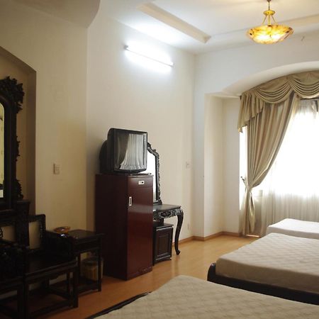 Sai Gon Pink 2 Hotel Ho Chi Minh City Exterior photo